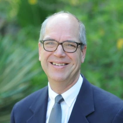 a man in a suit and tie