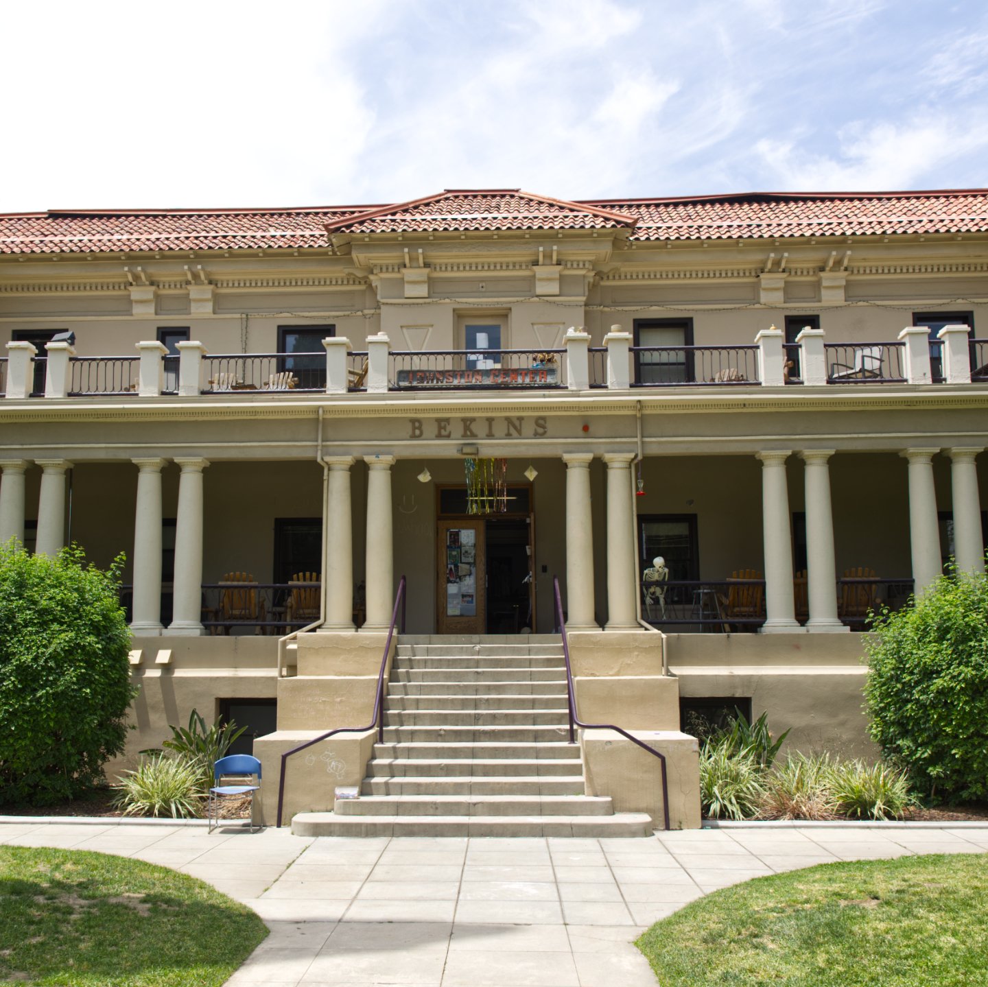 Bekins-exterior-2025-1440x1440