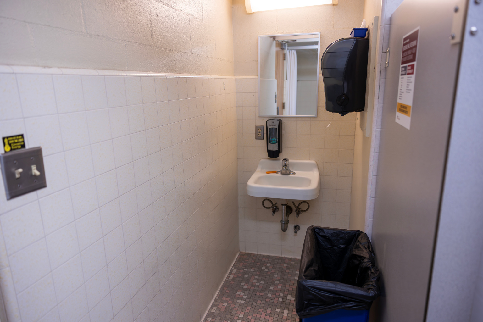 778A0875-Enhanced-NR