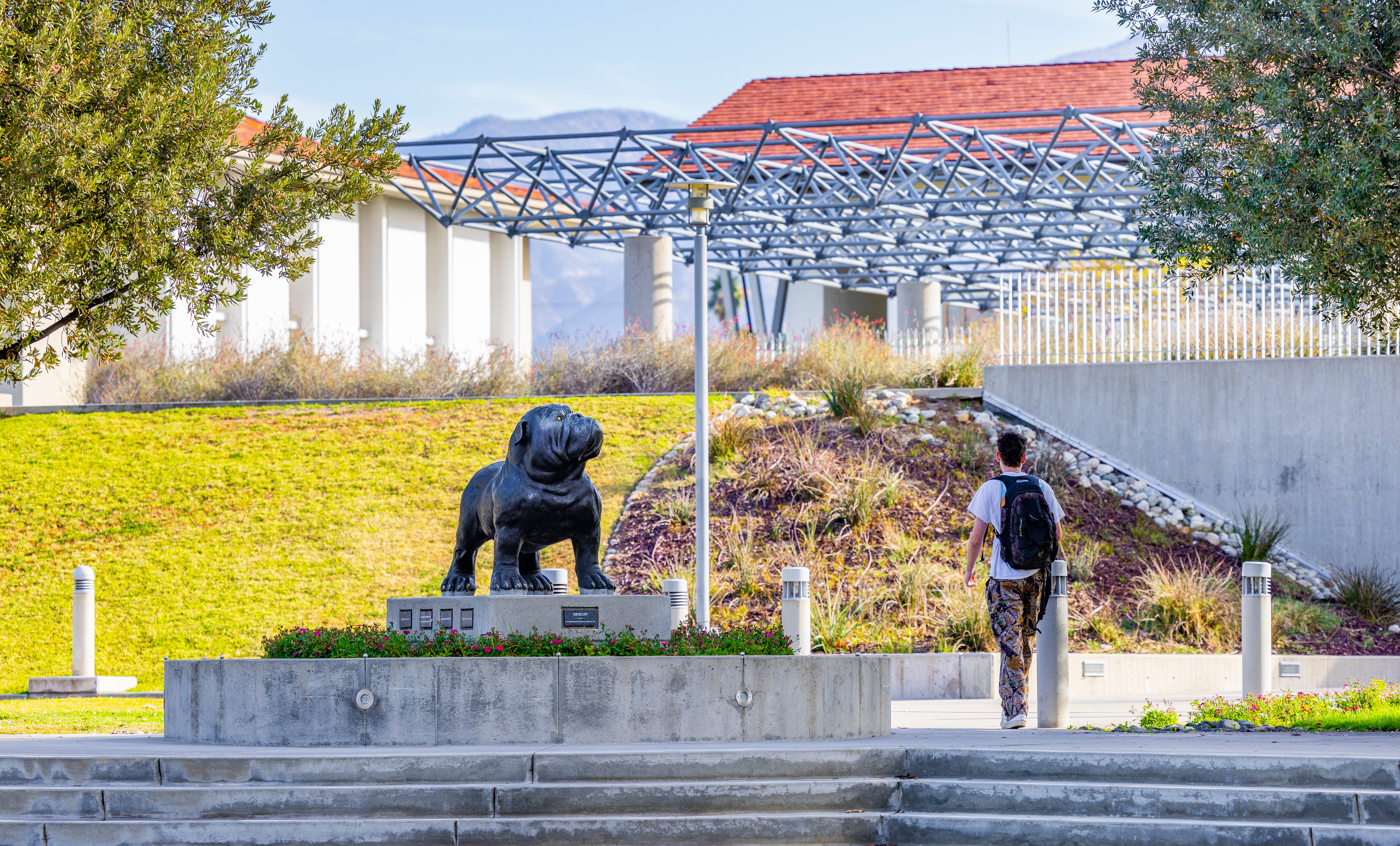 24-12-02 Campus beauty-Fp-0206