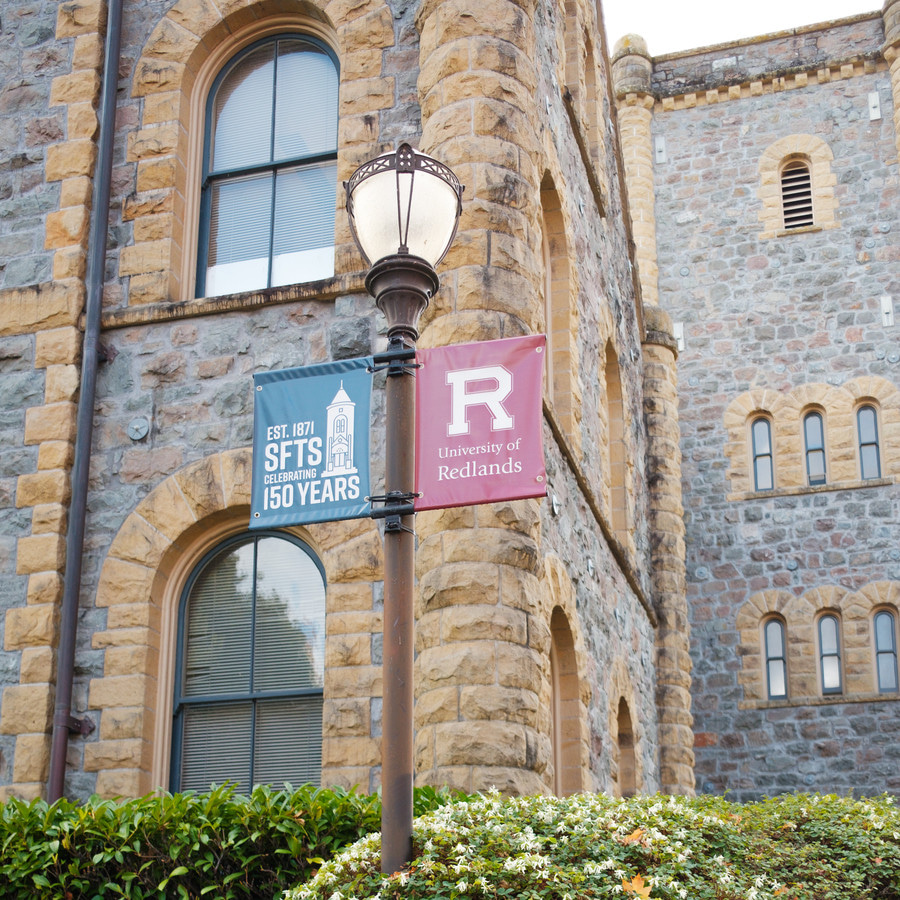 SFTS-signage-900x900