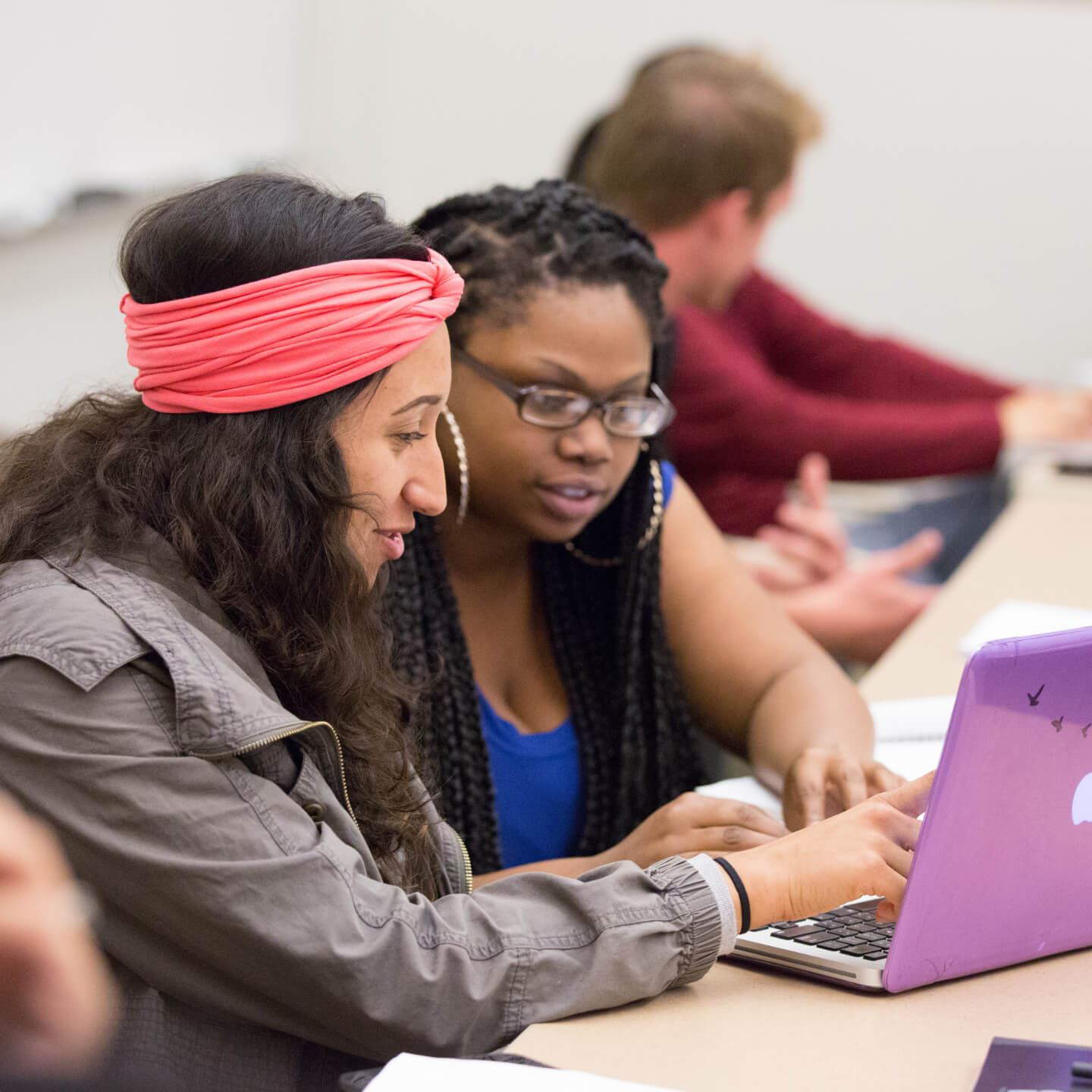 square-student-community-photo-uofr