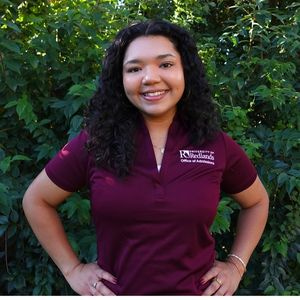 Alexi Ornales Headshot