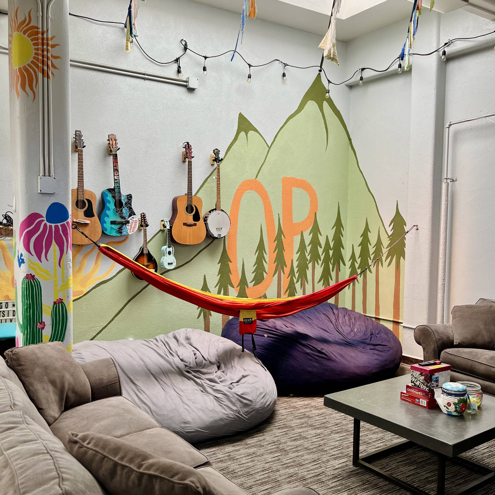 OP-lounge-2025-1600x1600