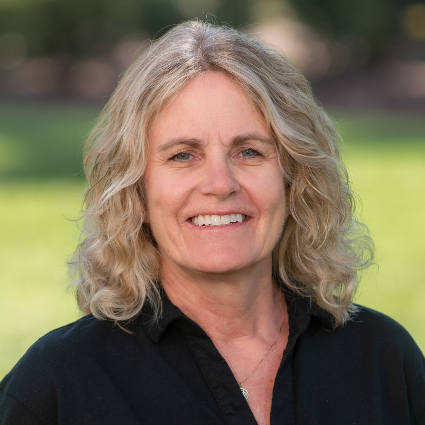 julia-shuler-4-1707x1707