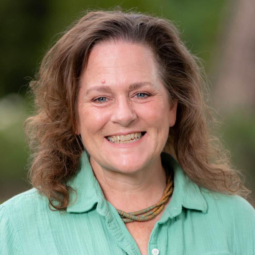 trisha-aurelio-1707x1707