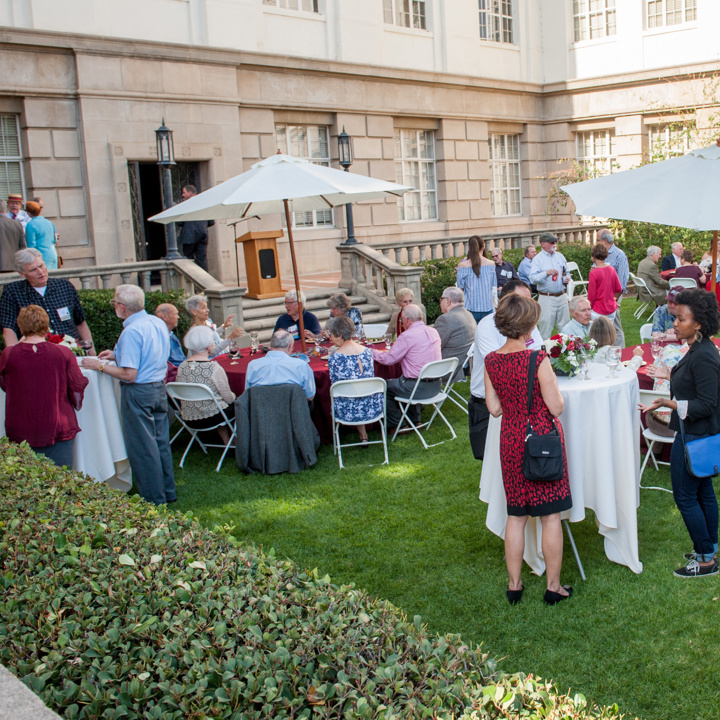 HOL-Alumni-Event-1440x1440