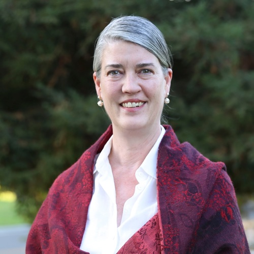 Anne Cavendar-headshot